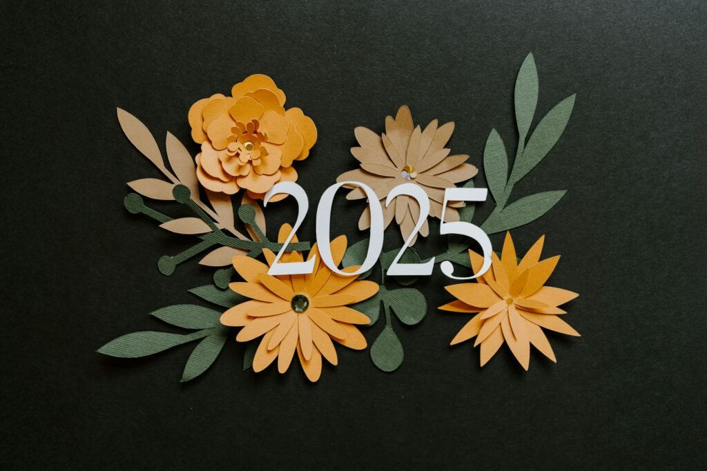 2025 Calendar with Flower Yellow